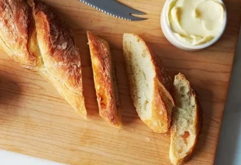 Sliced Baguette & Butter (10 servings+)